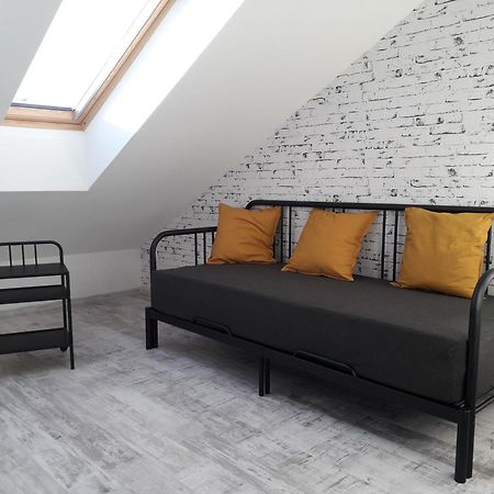 8X8 Tetoter Apartman Segedyn Zewnętrze zdjęcie