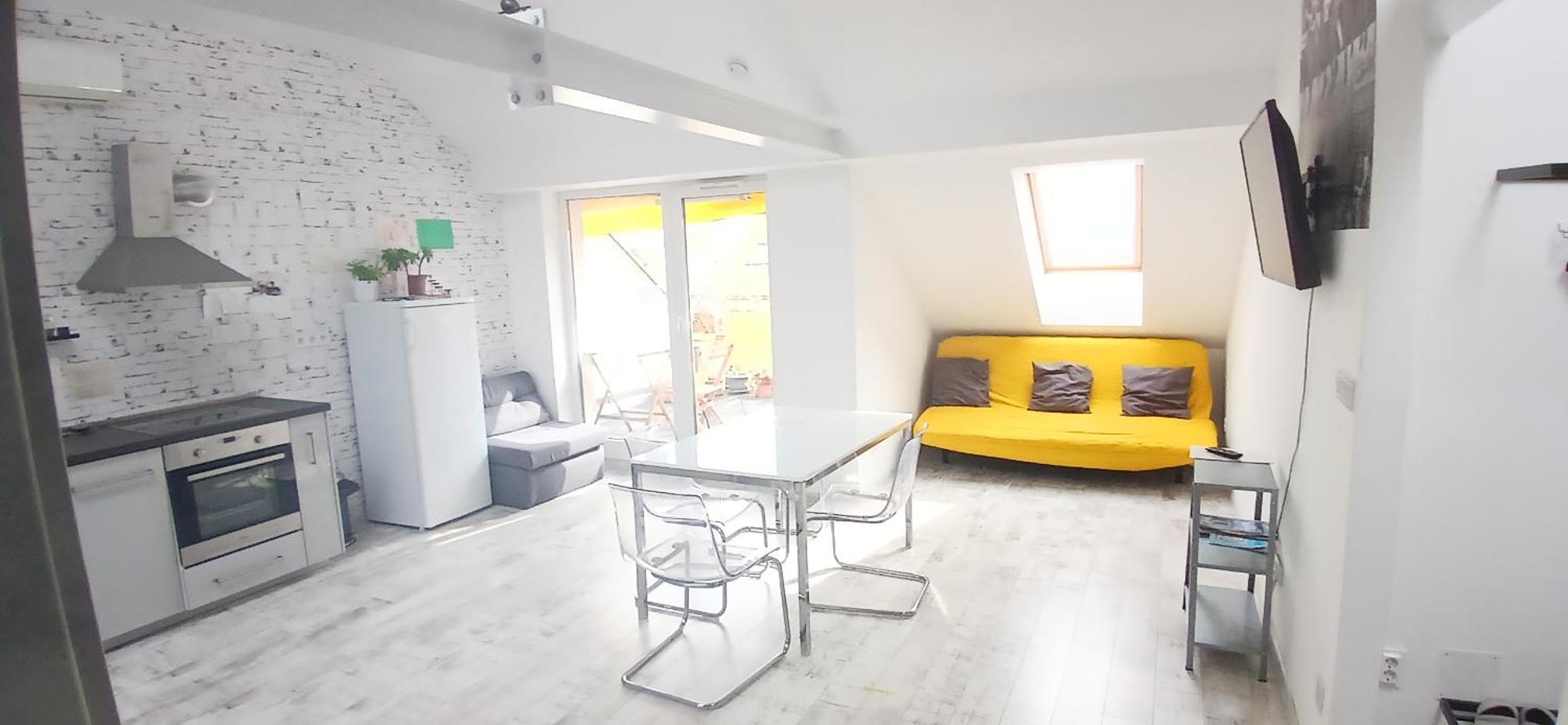 8X8 Tetoter Apartman Segedyn Zewnętrze zdjęcie